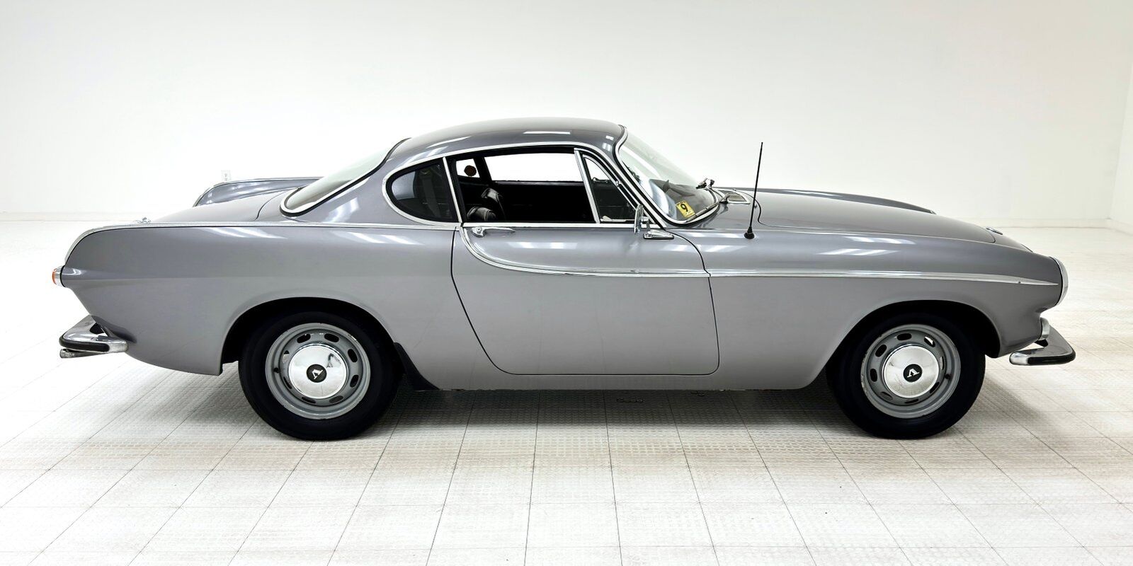 Volvo-P1800S-Coupe-1966-5