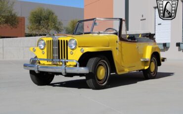 Willys-Jeepster-1948-2