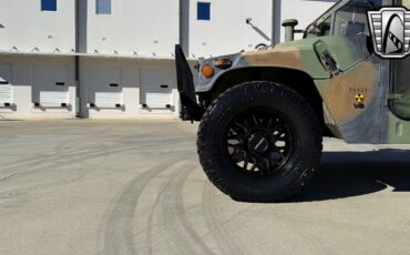 AM-General-Humvee-Cabriolet-1992-9