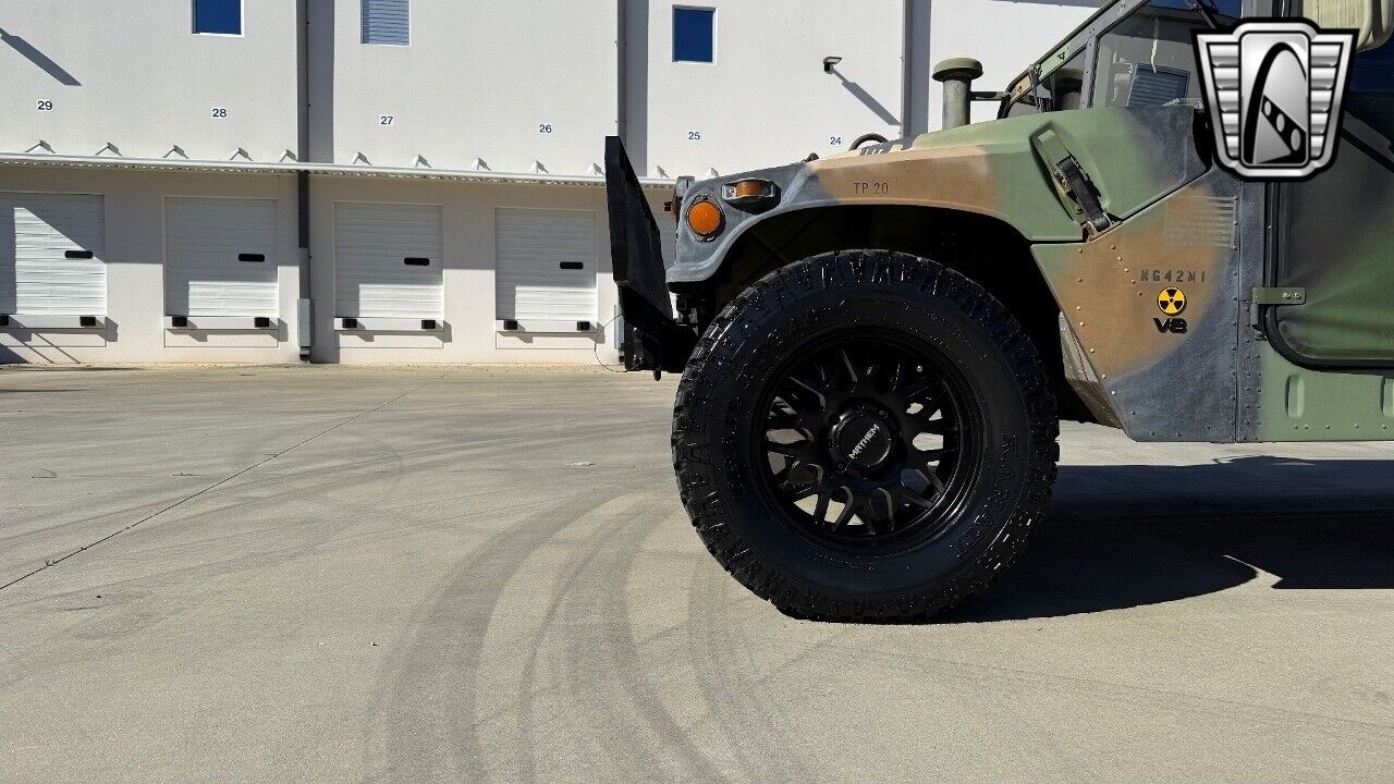 AM-General-Humvee-Cabriolet-1992-9