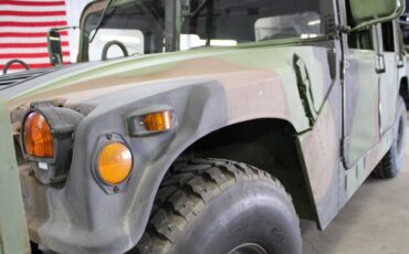 AM-General-Humvee-SUV-1993-9