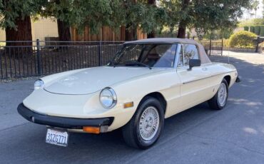 Alfa-romeo-Spider-1979-7