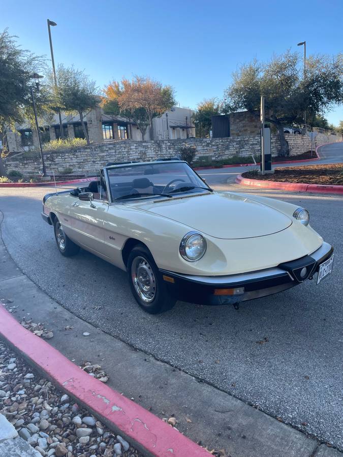 Alfa-romeo-Spider-1988-8