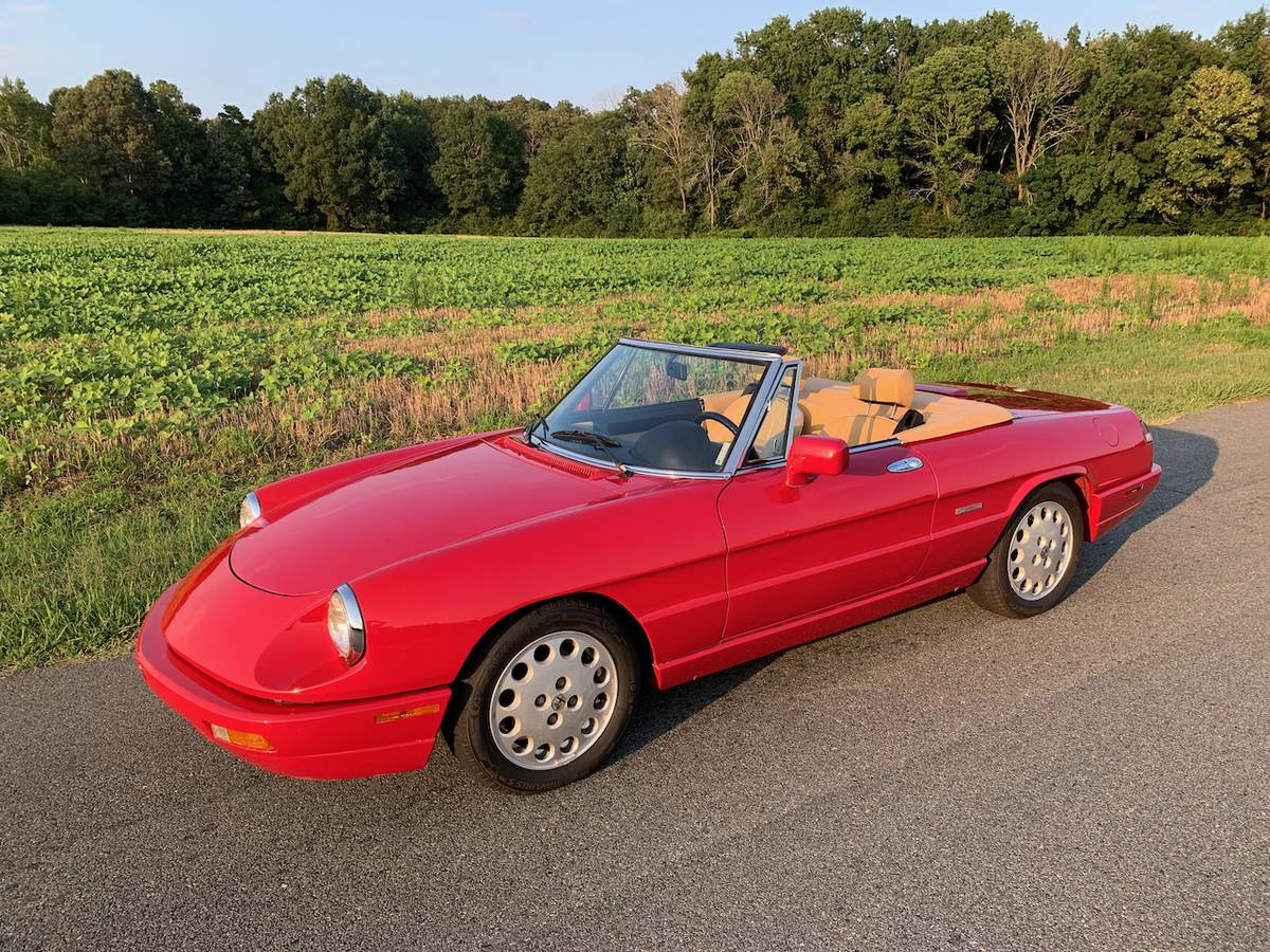 Alfa-romeo-Spider-veloce-1991-8