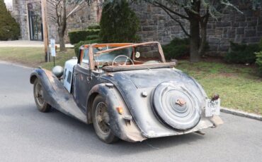 Aston-Martin-2-litre-Drophead-Coupe-1938-3