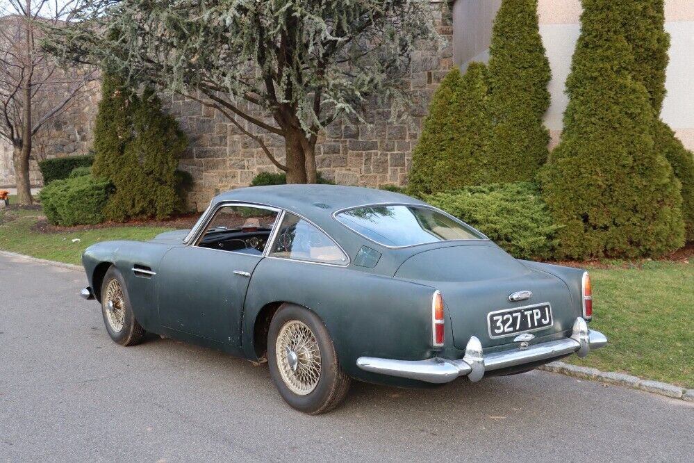 Aston-Martin-DB4-Series-II-1961-4