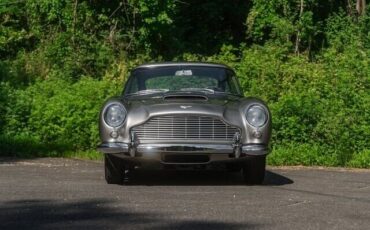 Aston-Martin-DB5-1965-9