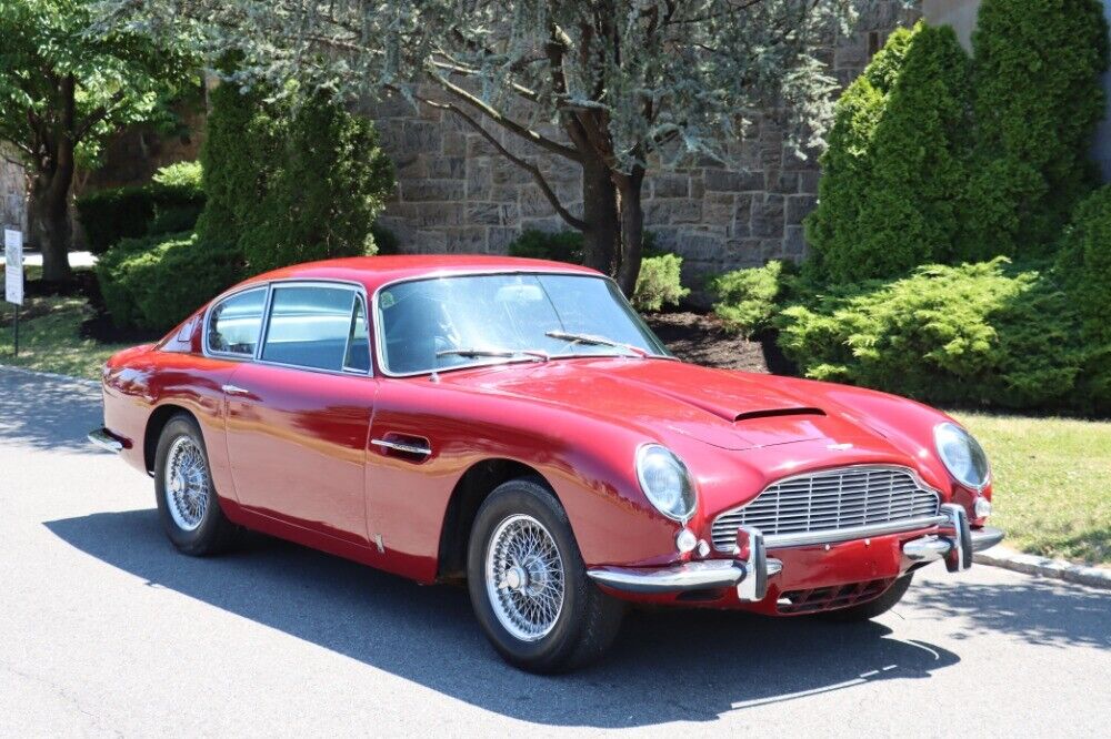 Aston Martin DB6 1967