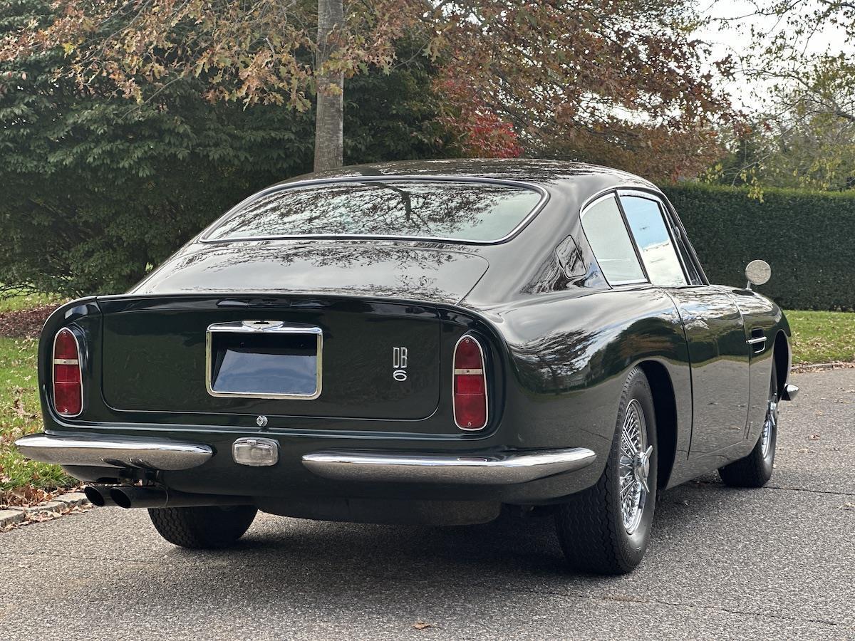 Aston-Martin-DB6-Coupe-1966-20