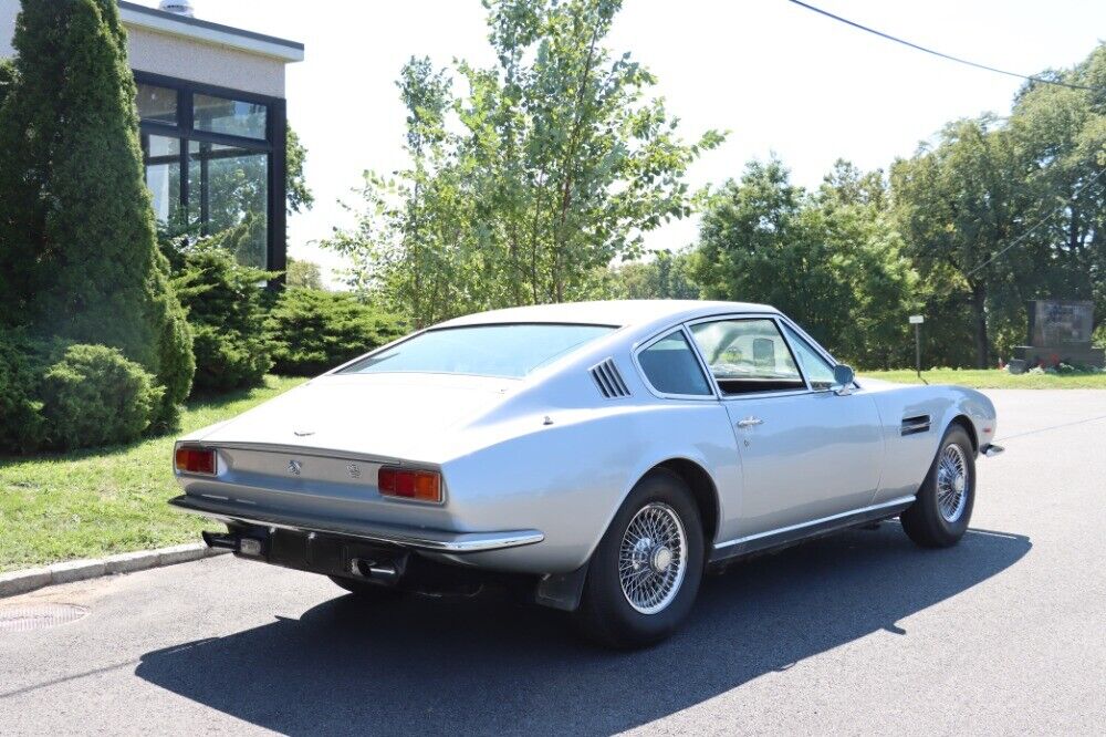 Aston-Martin-DBS-Vantage-1969-4