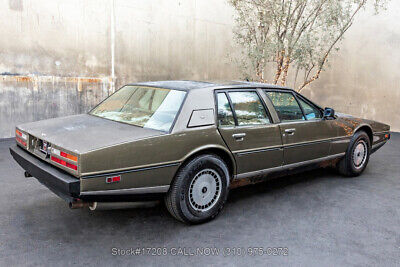 Aston-Martin-Lagonda-1985-4