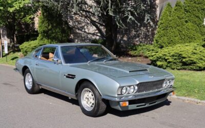 Aston Martin V8 Sports Saloon 1971 à vendre