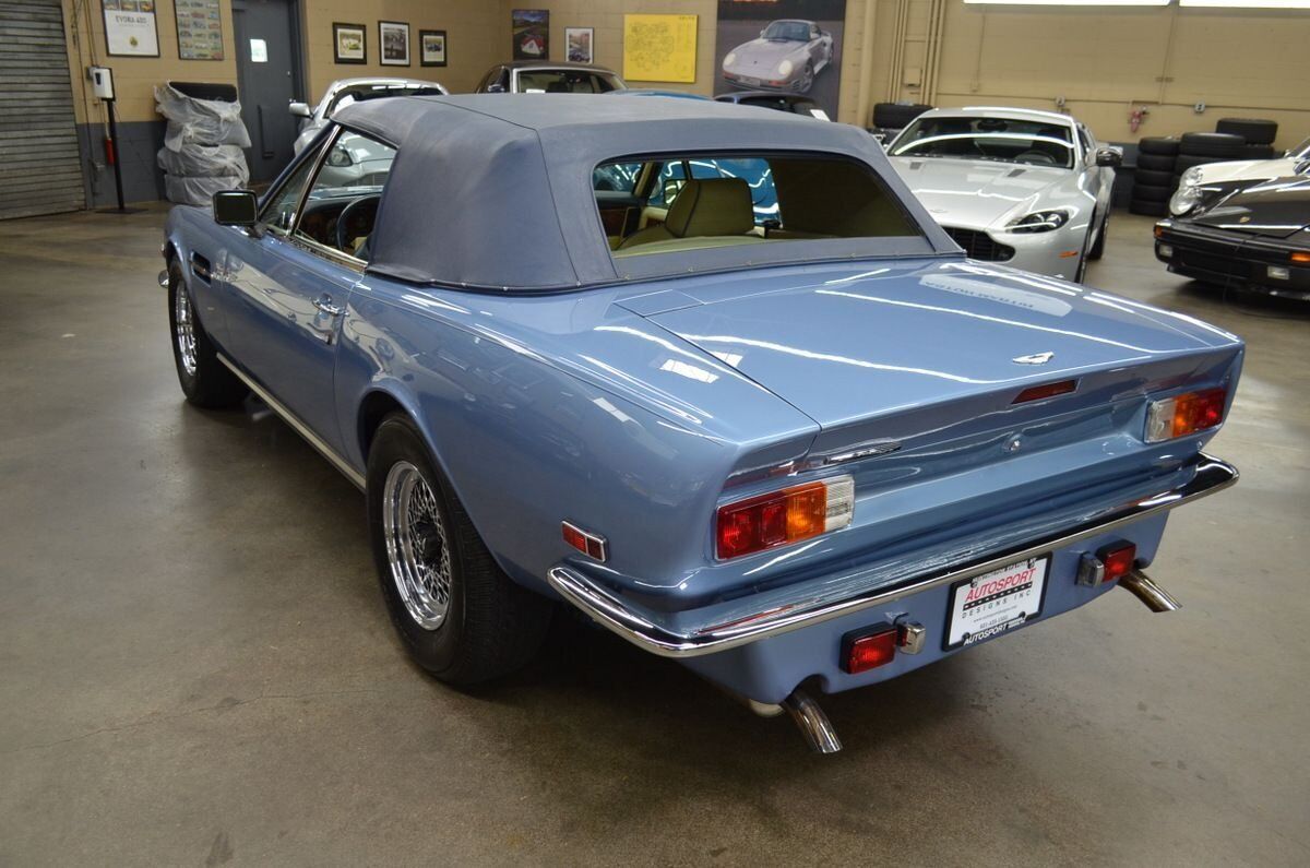 Aston-Martin-V8-Volante-Cabriolet-1989-6