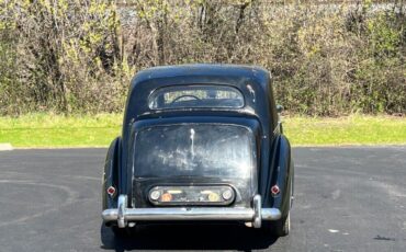 Bentley-MK-VI-LHD-1950-4