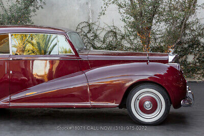 Bentley-Mark-VI-James-Young-1952-9