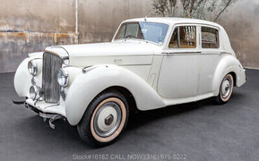 Bentley-R-Type-1952-7