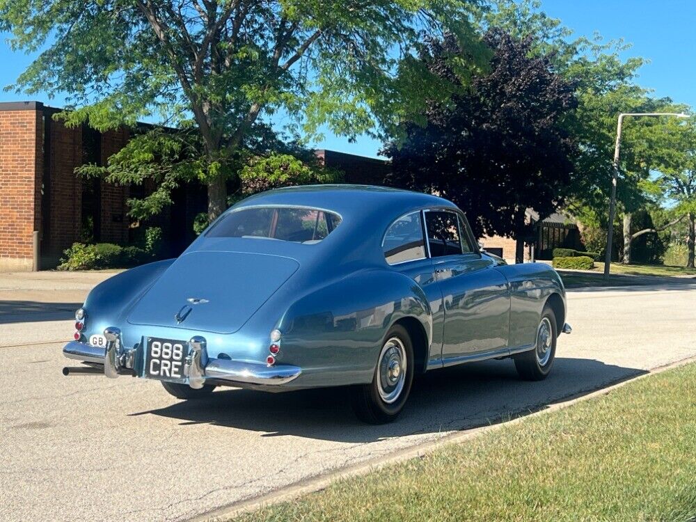 Bentley-R-Type-Continental-1954-3