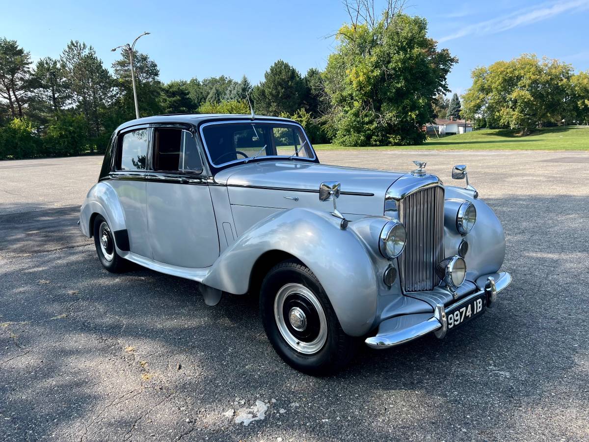 Bentley-R-type-1953-4