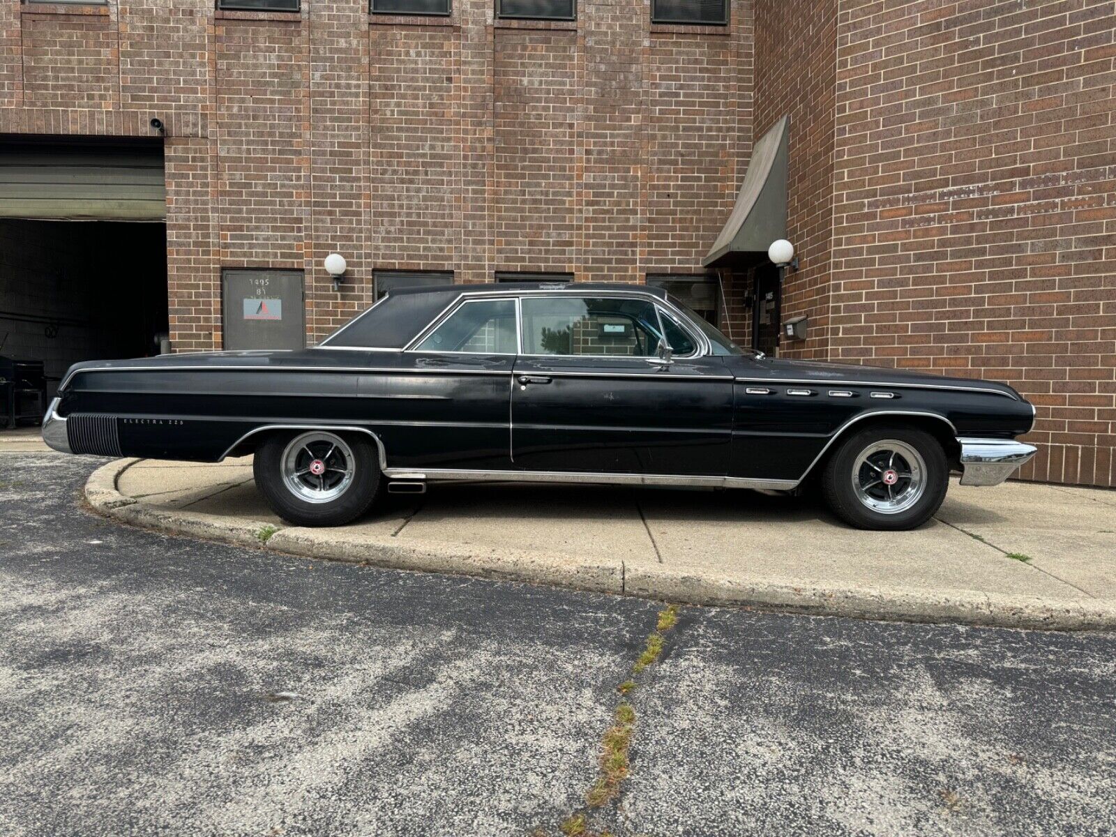 Buick-Electra-Coupe-1962-7