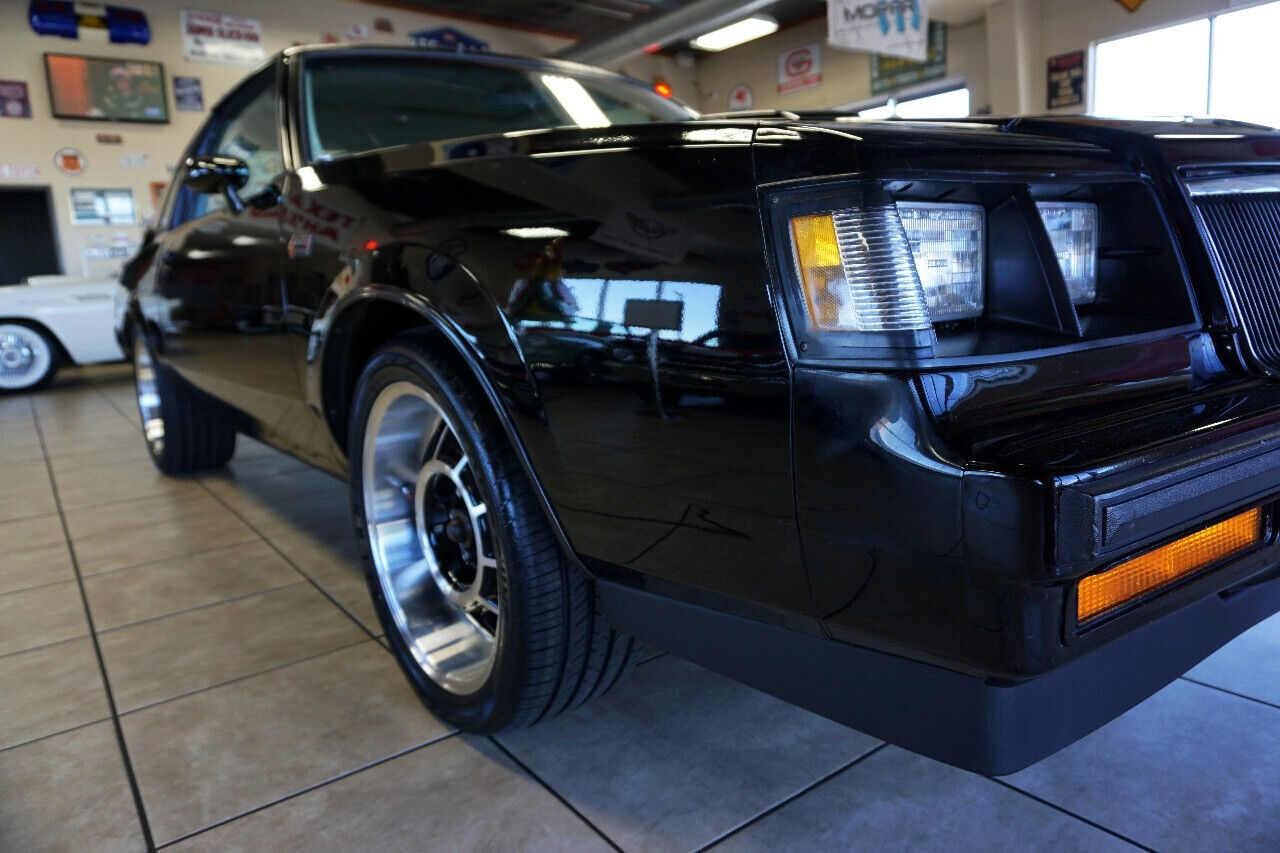 Buick-Grand-National-1984-12