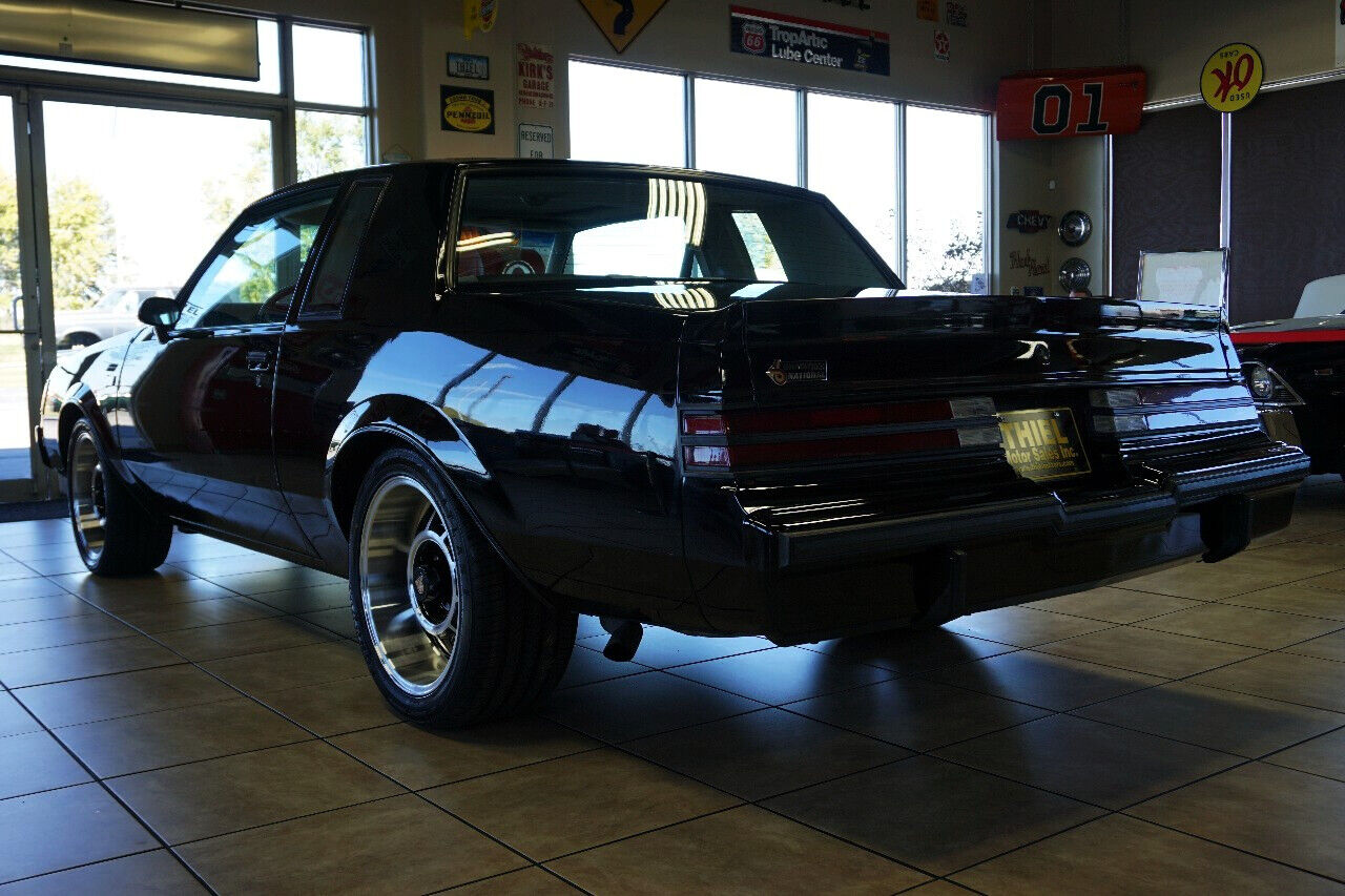 Buick-Grand-National-1984-3