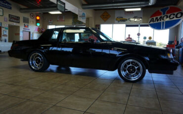 Buick-Grand-National-1984-8