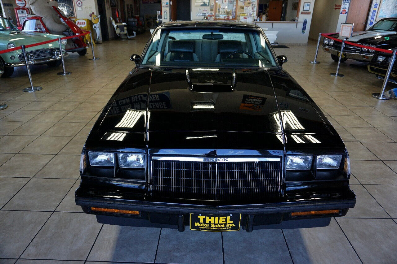 Buick-Grand-National-1984-9