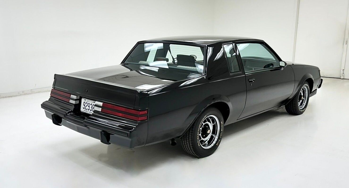 Buick-Grand-National-1986-4