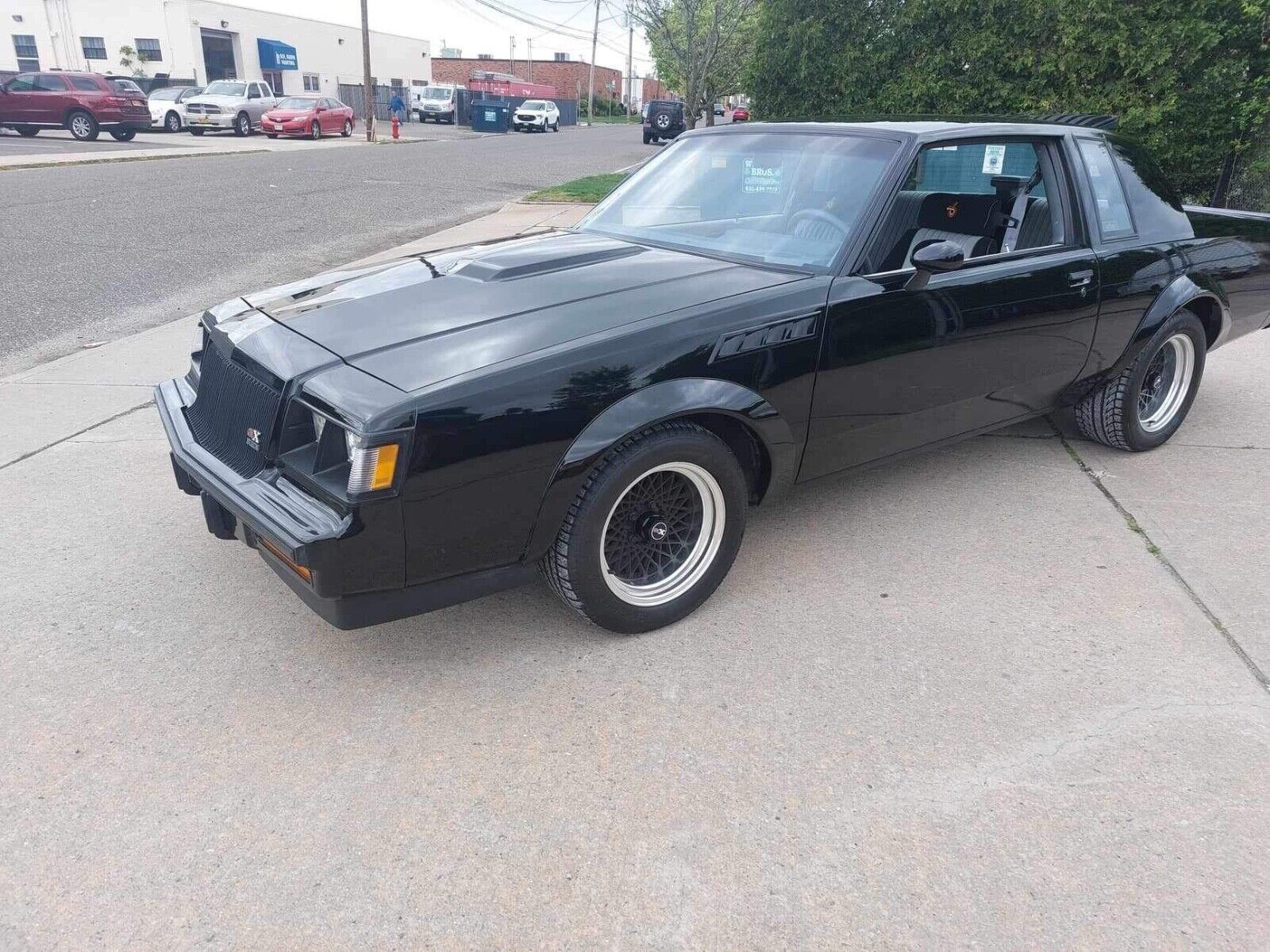 Buick-Grand-National-1987-11