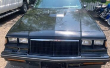 Buick-Grand-National-Berline-1985-1