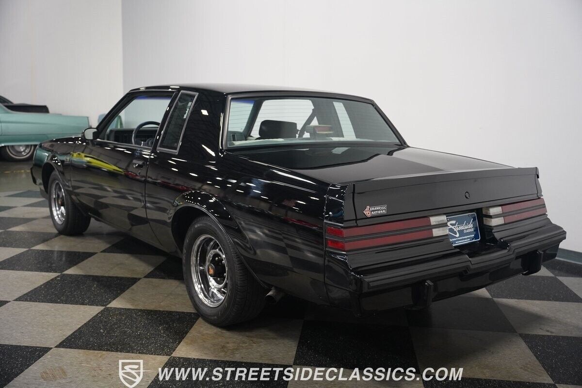 Buick-Grand-National-Coupe-1987-11