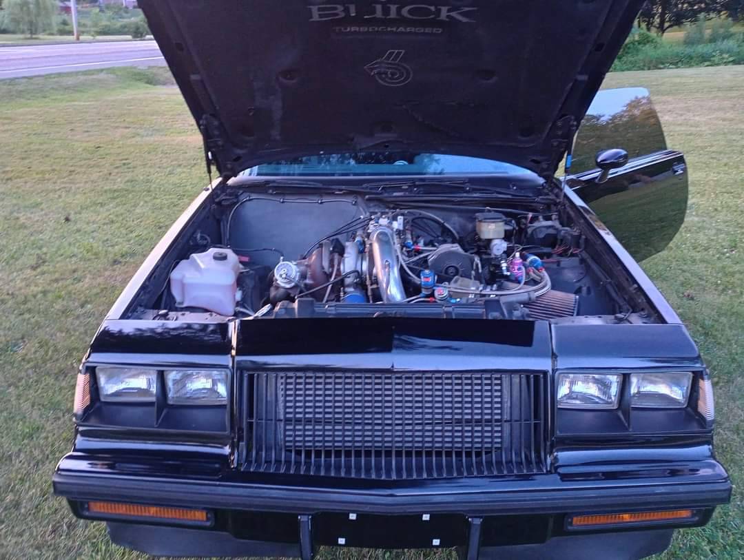 Buick-Grand-national-1987-8