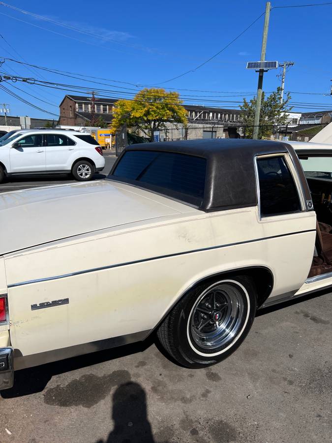 Buick-Lesabre-1984-20