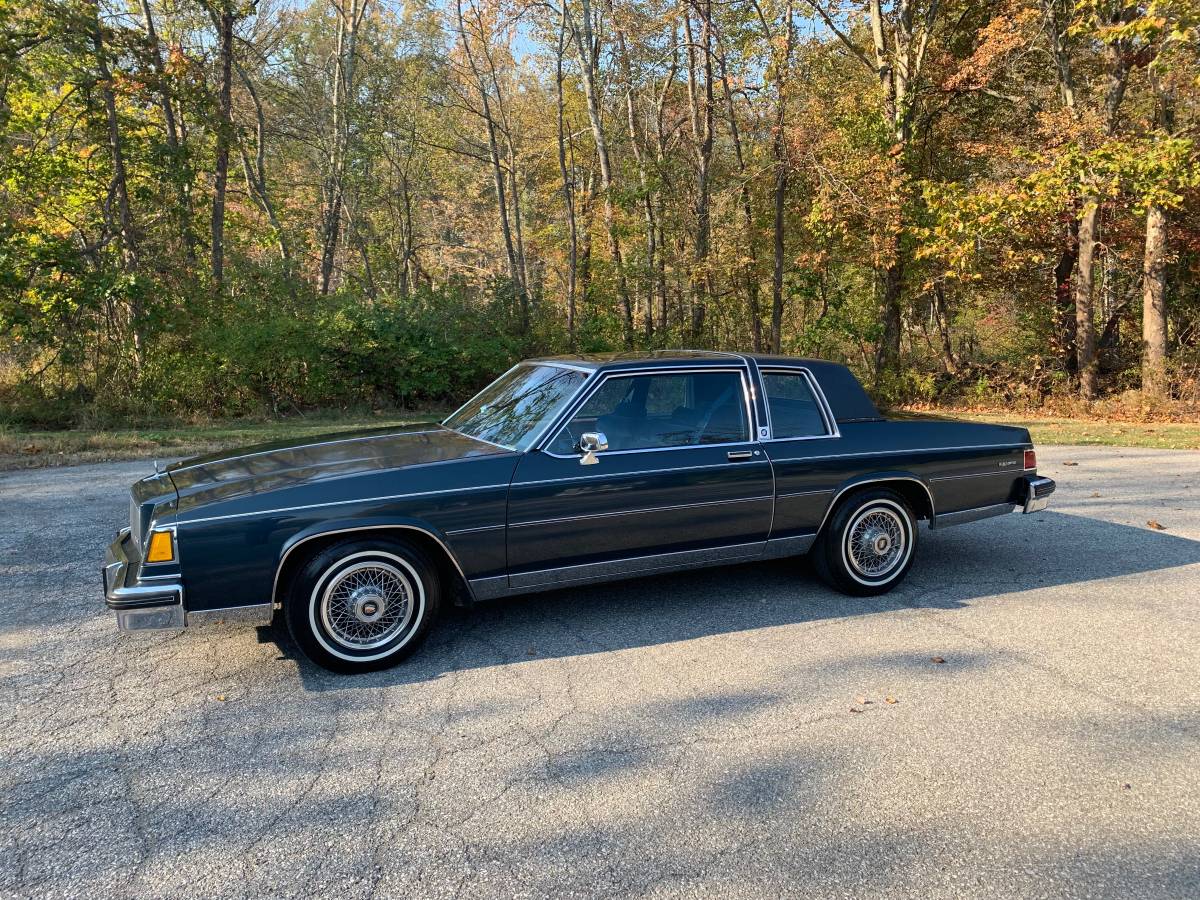 Buick-Lesabre-limited-1985-1