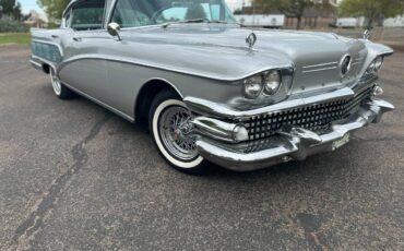 Buick-Limited-4dr-hard-top-1958-6