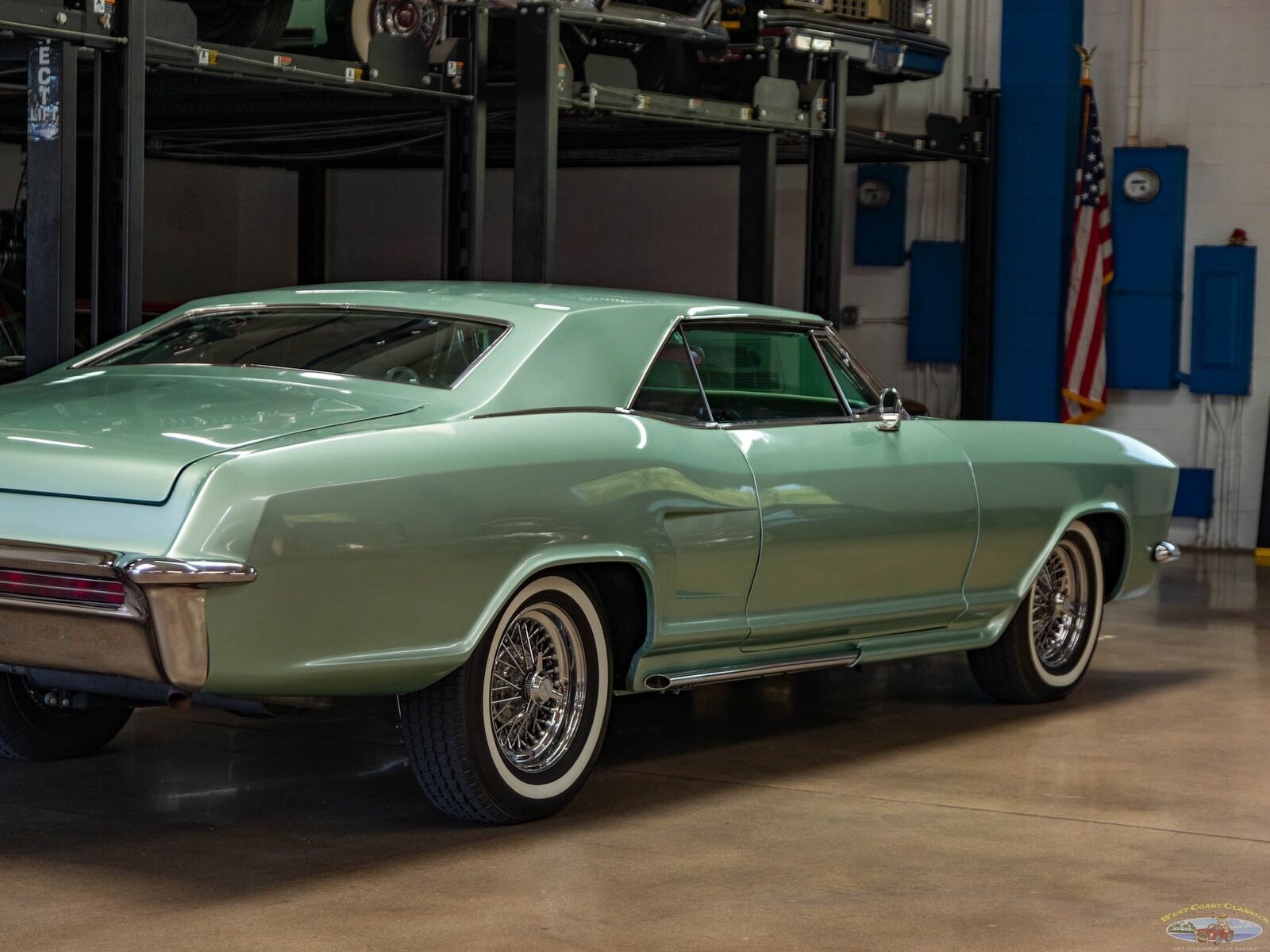 Buick-Riviera-1964-25