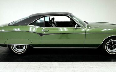 Buick-Riviera-1970-5