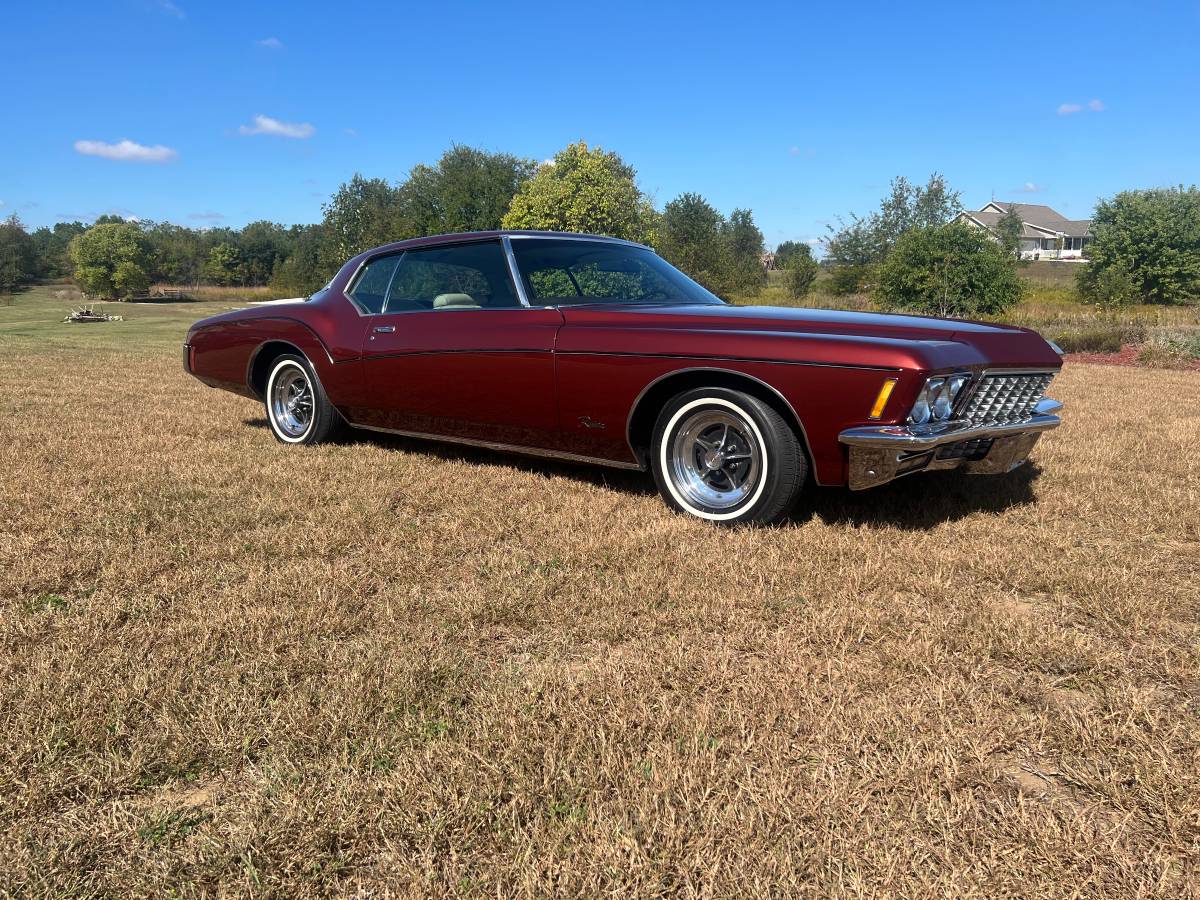 Buick-Riviera-1972