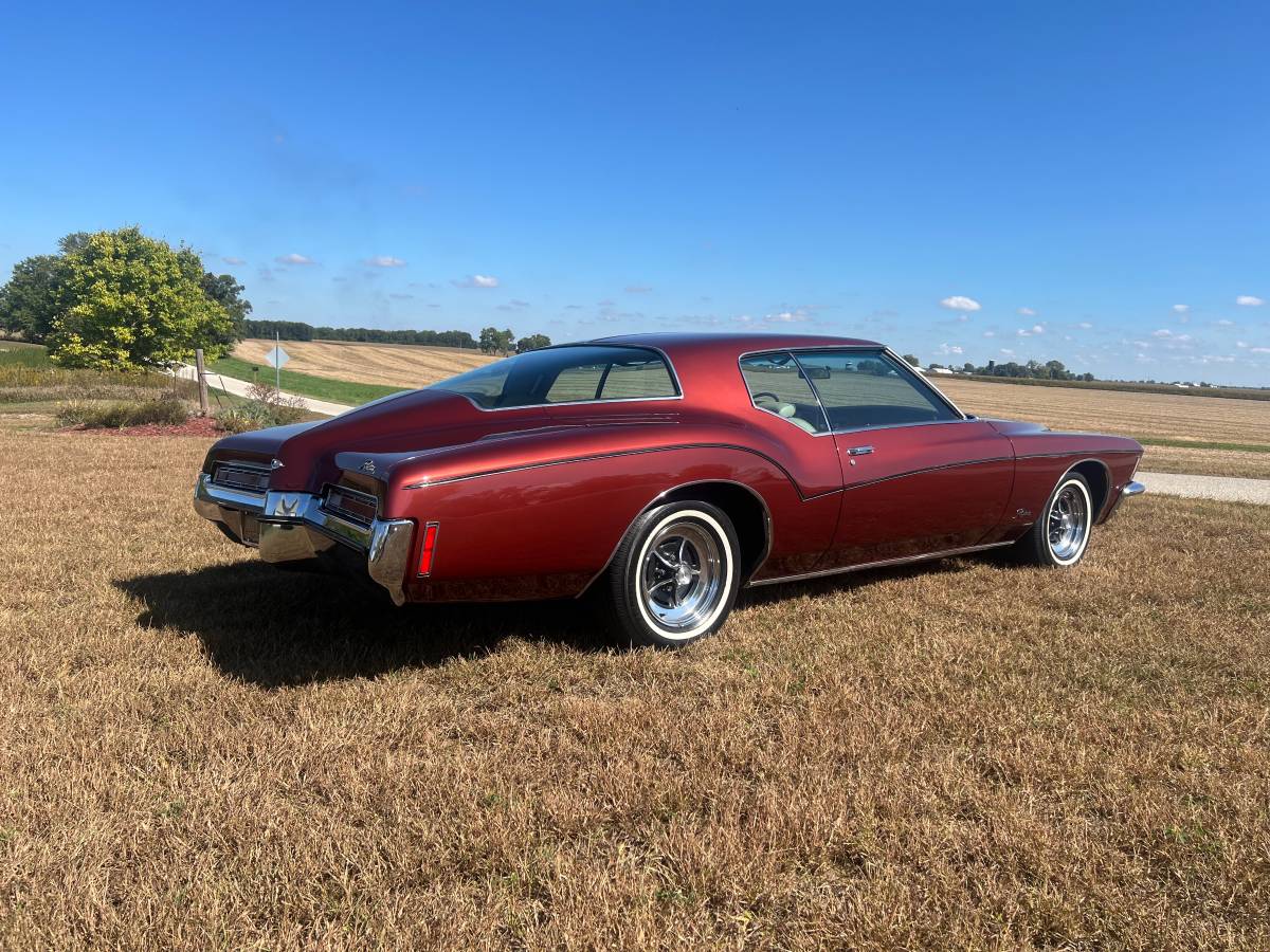 Buick-Riviera-1972-4