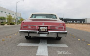 Buick-Riviera-1984-5