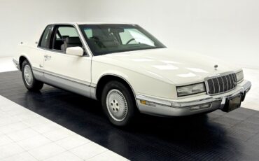 Buick-Riviera-1992-6