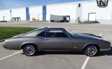 Buick-Riviera-Coupe-1967-7