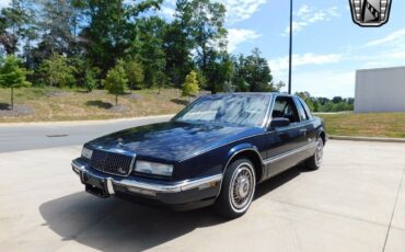 Buick-Riviera-Coupe-1990-4