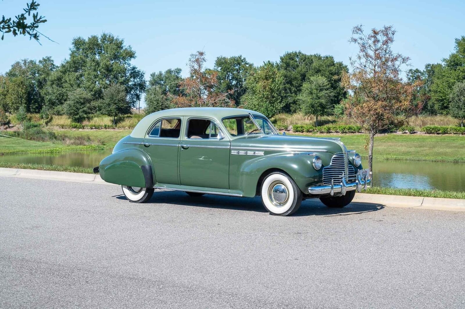 Buick-Roadmaster-1940-8