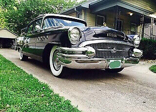 Buick-Roadmaster-1955-3