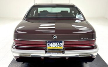 Buick-Roadmaster-Berline-1994-3