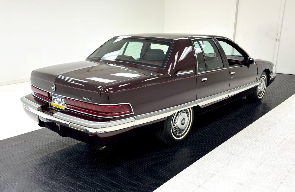 Buick-Roadmaster-Berline-1994-4