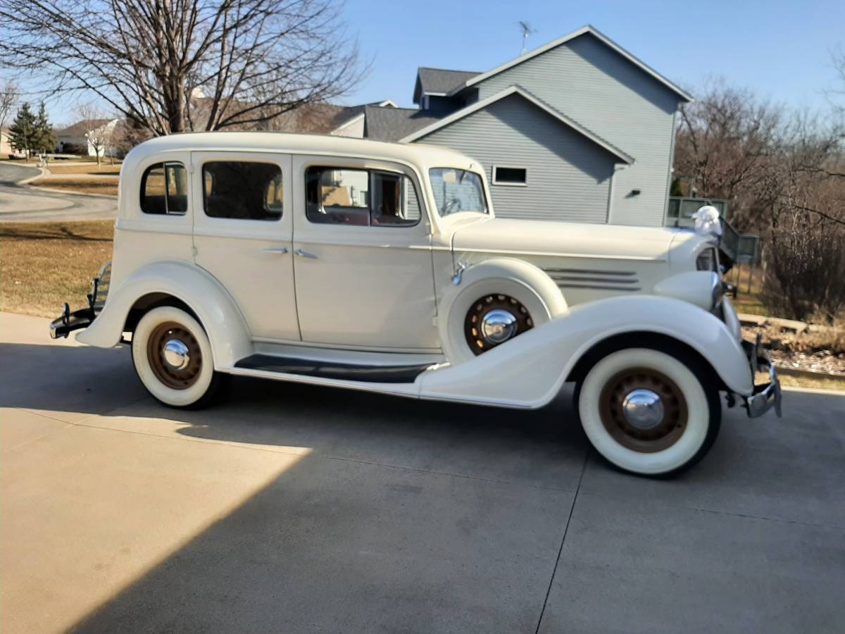 Buick-Sedan-1934-5