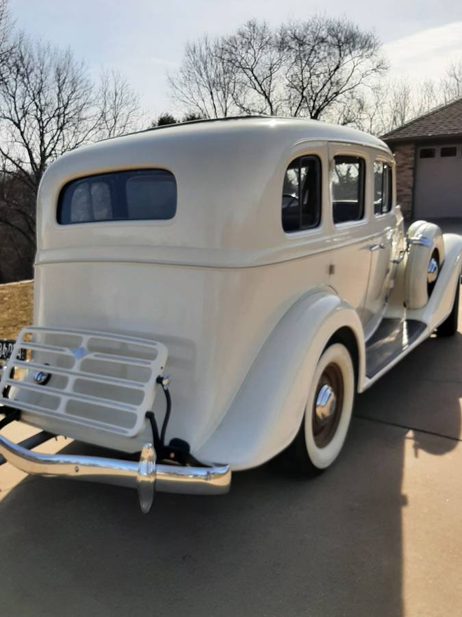 Buick-Sedan-1934-6