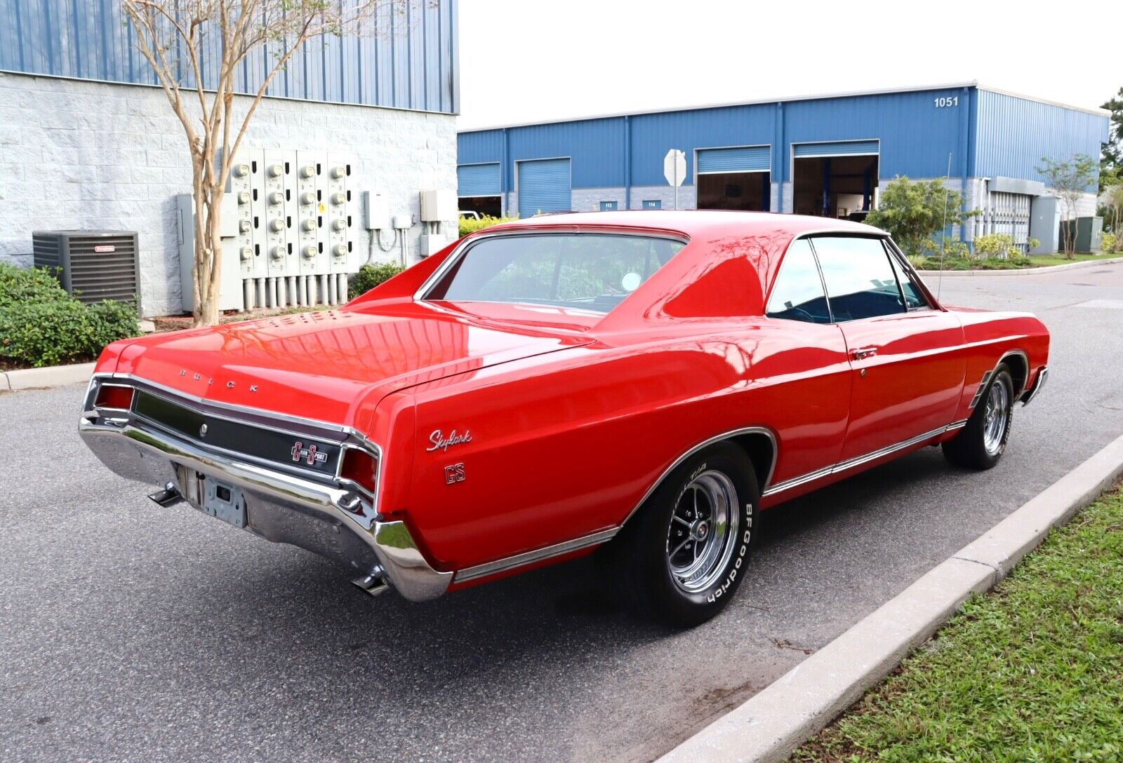 Buick-Skylark-Coupe-1966-3